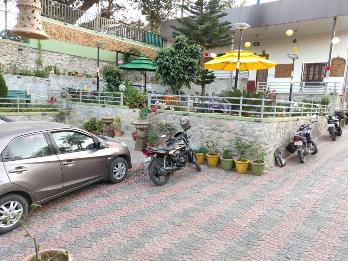 Hari Niwas - A Boutique Garden Resort Mount Abu Bagian luar foto
